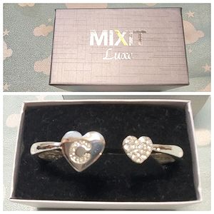 NWT MIXIT SILVER BANGLE WITH THE INITIAL C AND GEM HEART